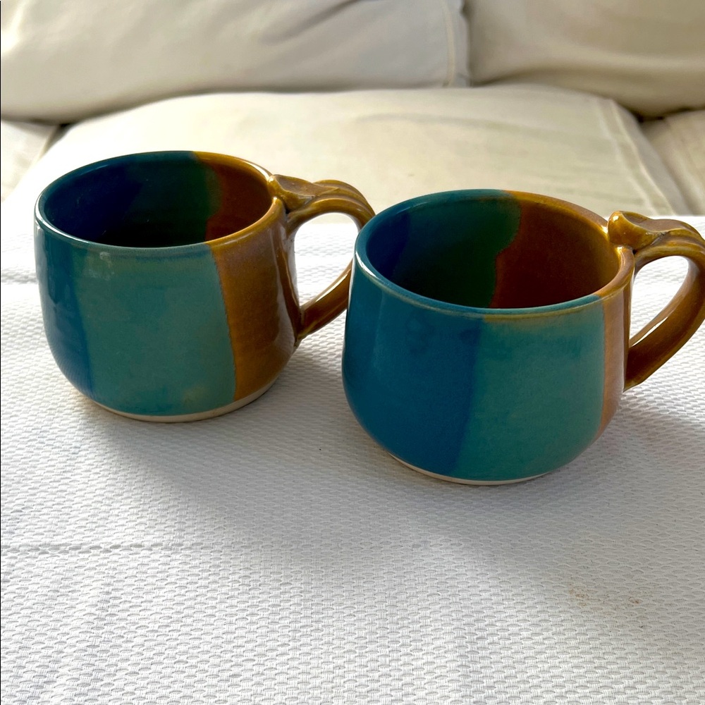Leola Rutherford Alaska Studio Art Pottery set of 2 Mugs Turquoise/Blue Glazed